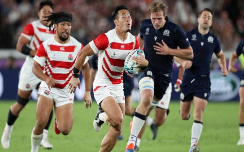 Bóng bầu dục là môn thể thao gì? Giải mã toàn diện từ luật chơi đến sức hút toàn cầu